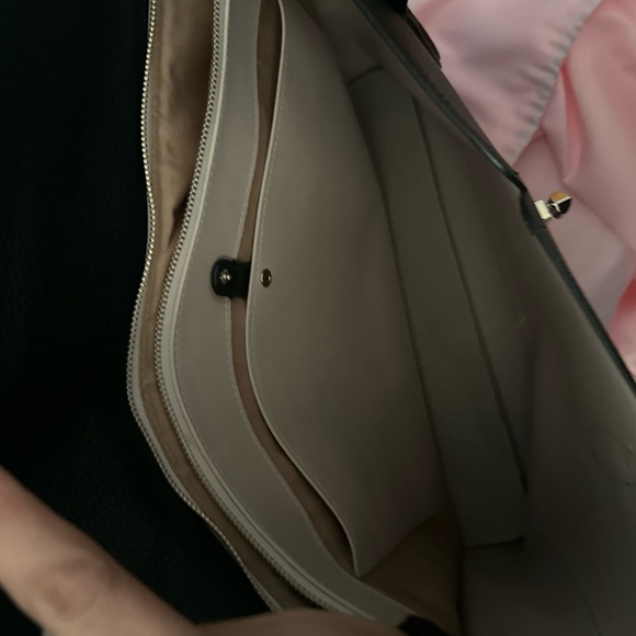 Kate Spade Large Essentials Tote - Black. - Picture 3 of 6